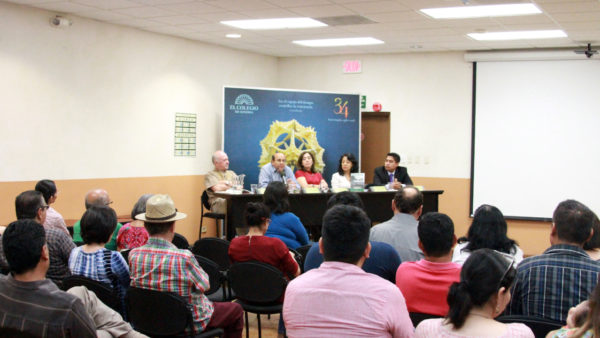 Alzando-la-voz-por-Ayotzinapa-colson