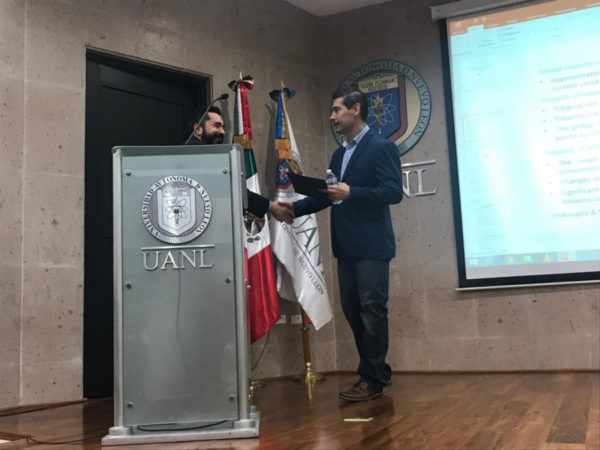 61699bfcfcbad556d23f98ed09140a23_XL