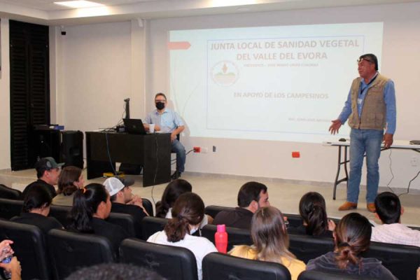 IMPARTEN CURSO DE PRODUCCION Y USO DE BI OFERTILIZANTES