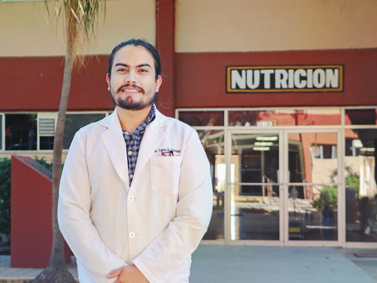 DISTINGUEN A ALUMNO DEL CIAD POR INVESTIGACIÓN SOBRE ALTERACIÓN DE HUESOS Y CÁNCER DE MAMA