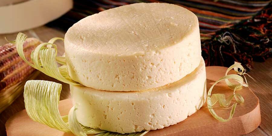 QUESOS ARTESANALES UN ALIMENTO INSUSTITUIBLE EN LA GASTRONOMÍA MEXICANA