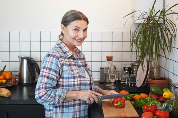 FRUTAS Y VERDURAS ALIADAS CONTRA EL CÁNCER DE MAMA