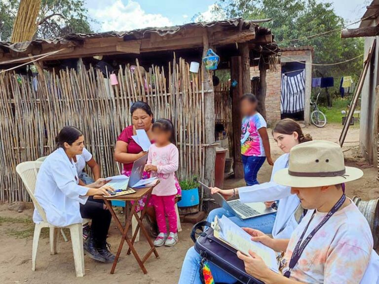 CONSUMO DE ALIMENTOS ULTRAPROCESADOS AUMENTA EL RIESGO DE SOBREPESO Y OBESIDAD EN ESCOLARES YAQUIS