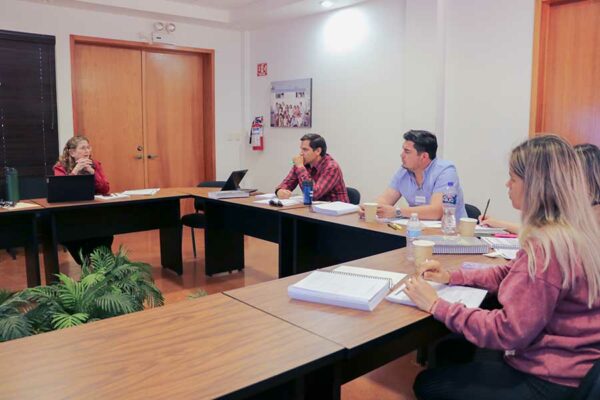 CERTIFICA EL CIAD A PROCESADORES DE PESCADOS Y MARISCOS