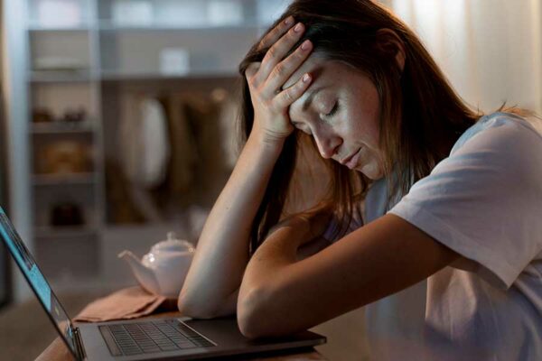 ESTRÉS Y MICROBIOTA INTESTINAL, SU RELACIÓN EN LA SALUD MENTAL Y EMOCIONAL