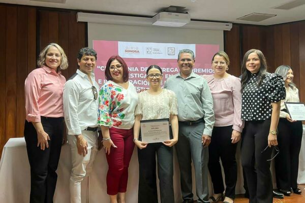 EGRESADA DEL CIAD ES DISTINGUIDA EN PREMIOS DE INVESTIGACIÓN EN SALUD