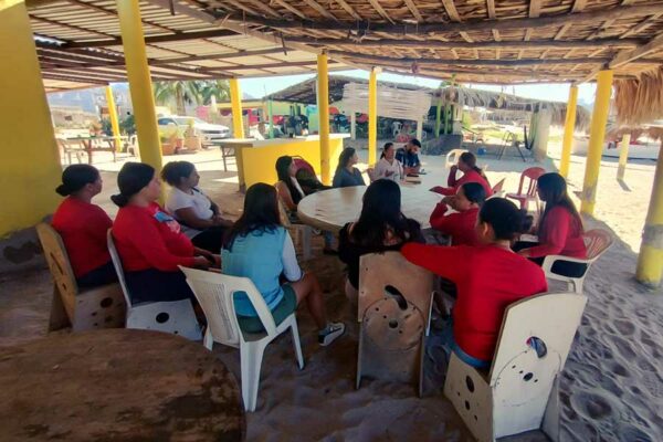 PROMUEVEN EDUCACIÓN AMBIENTAL EN LA MANGA